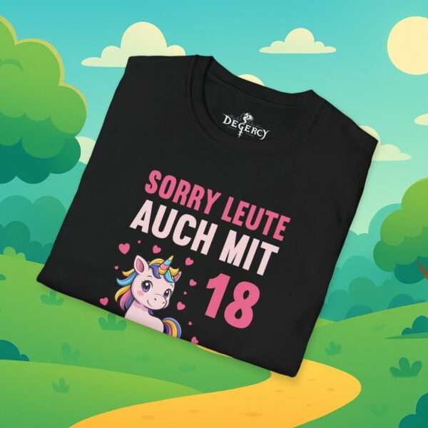 Einhorn 18 Geburtstag T-Shirt |  Provokant und lustig